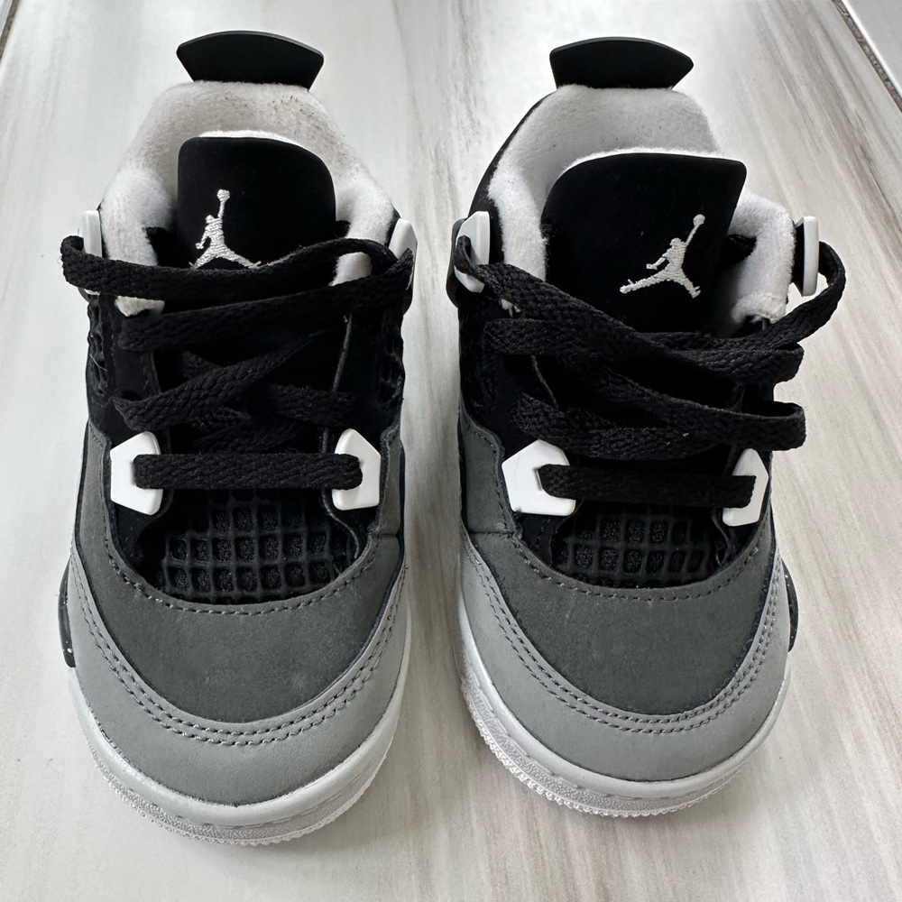 Air Jordan 4 Retro Sneaker - Toddler Size 6